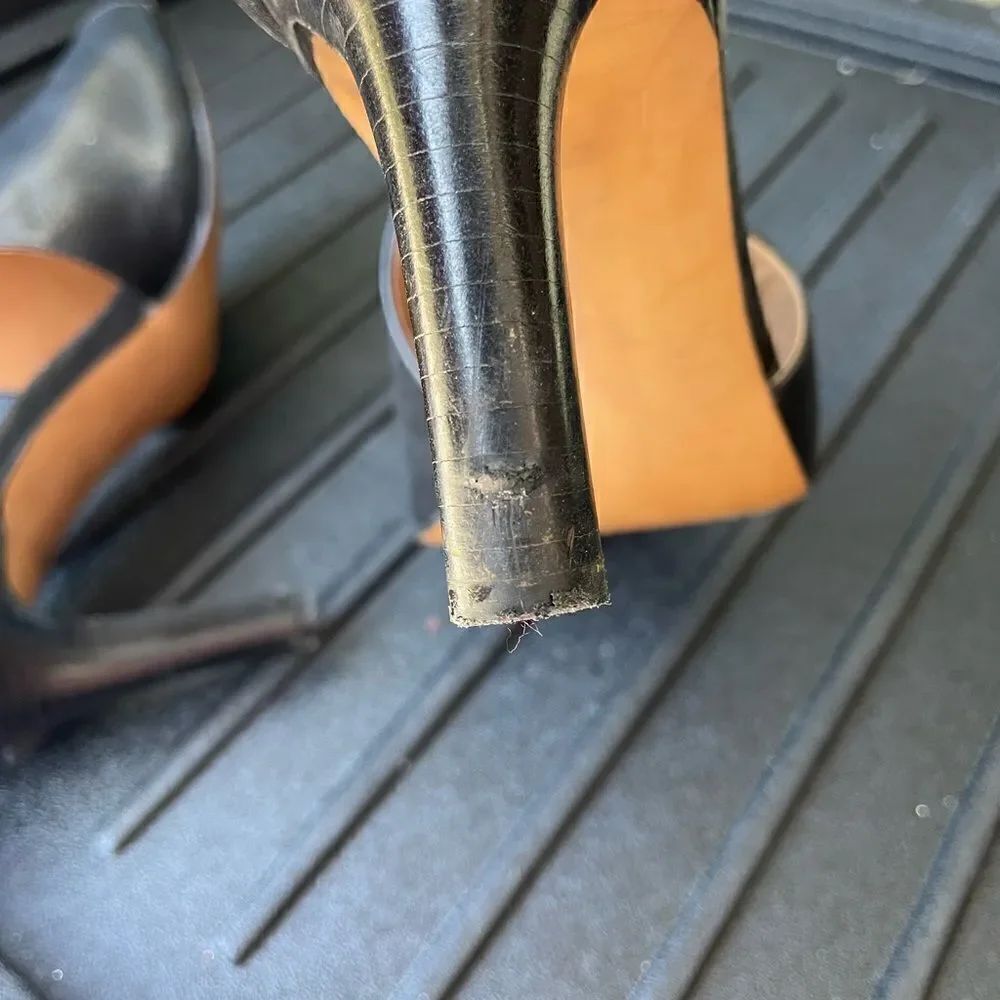 Coach Heels - Picture 4 of 6
